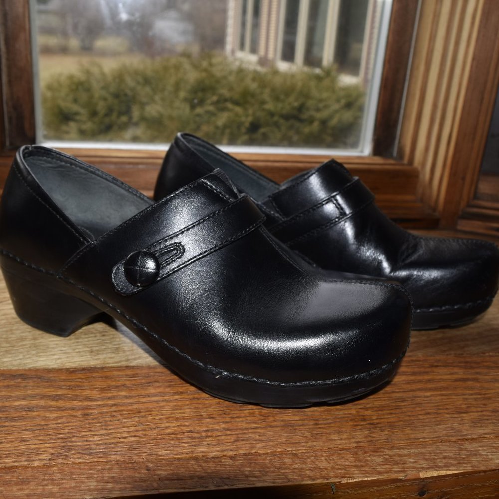 Dansko Solstice professional clogs size 38